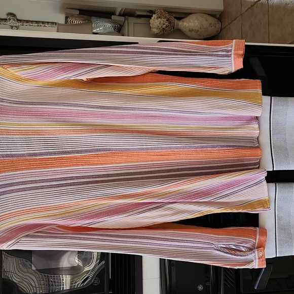 a.n.a $5 - Picture 6 of 9